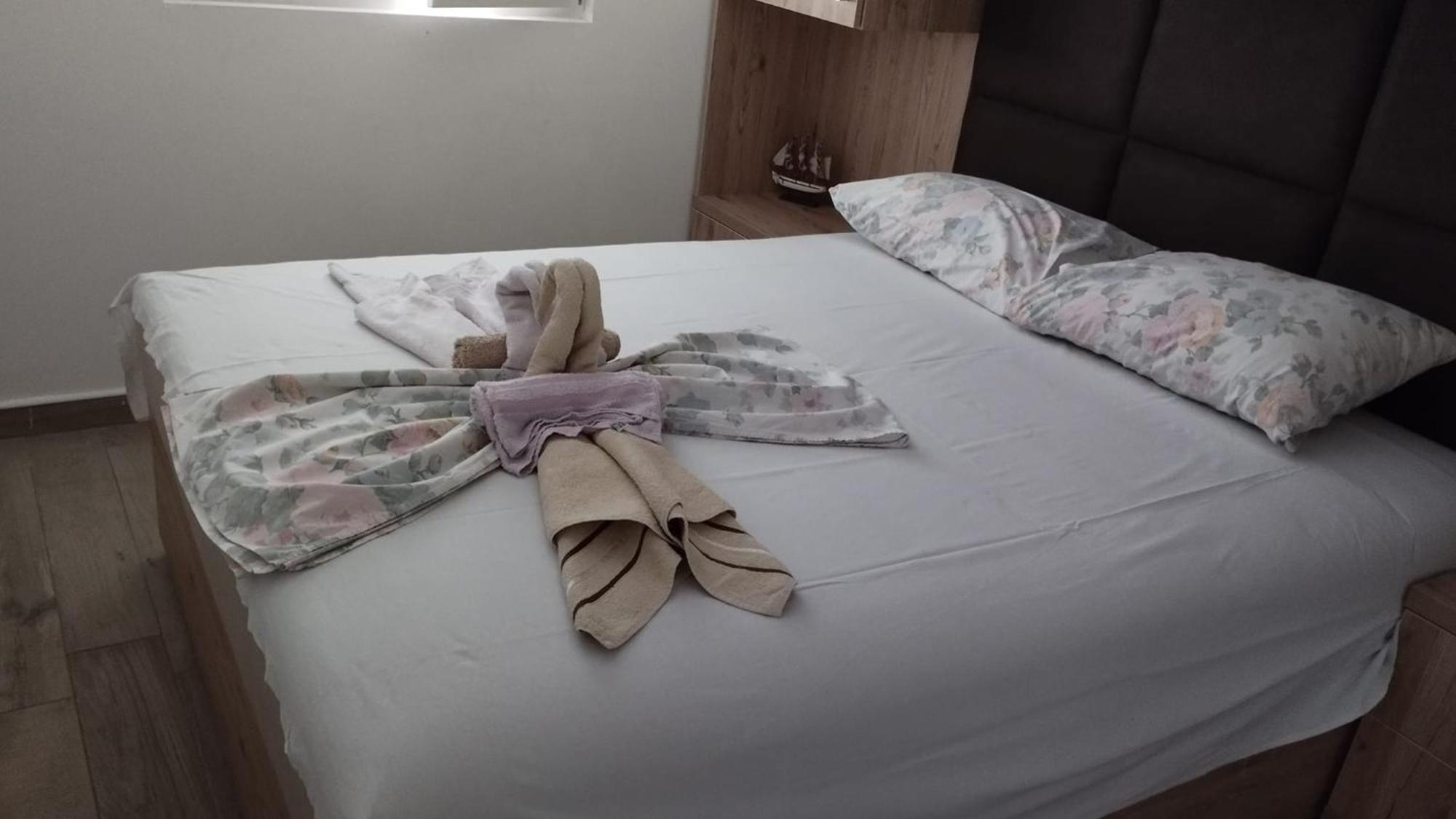 Apartments Djedovic 2 Petrovac Eksteriør billede